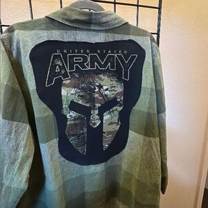 Women’s 2X Upcycled Army Logo Enhanced Jacket